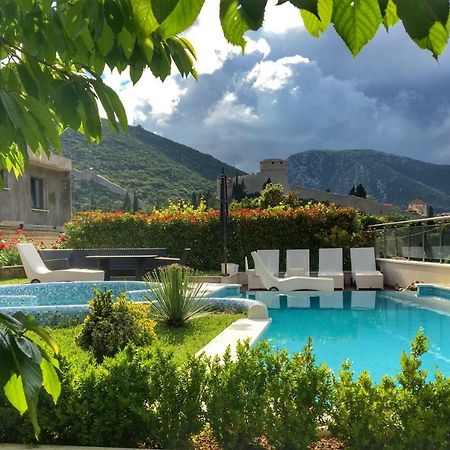 Villa Siga Малі Стон Екстер'єр фото